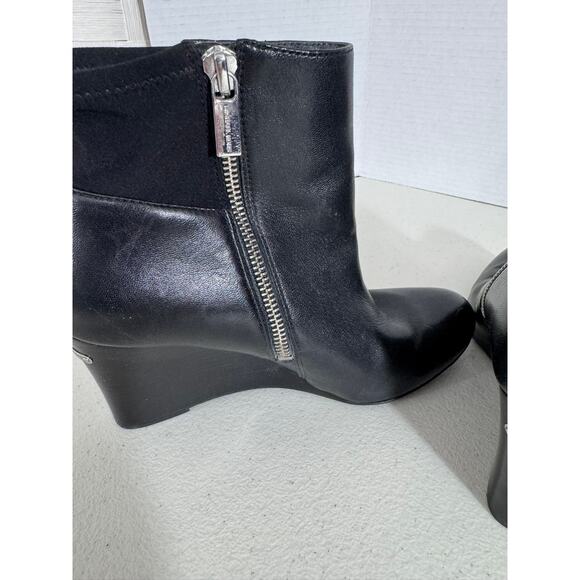 "Michael Kors"  Bromley Womens Blk Leather Wedge Bootie Side Zipper NEW? Classy - Picture 6 of 9